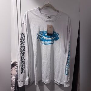 Nike ACG long sleeve